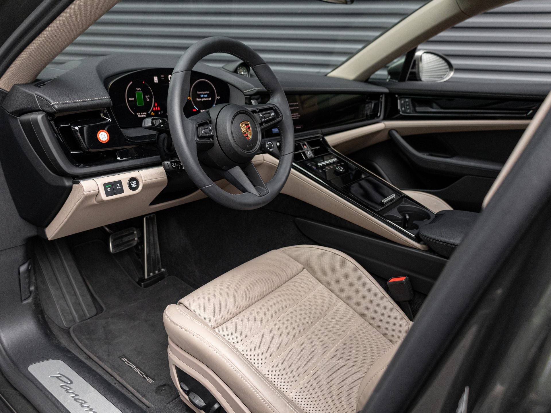 2025 Porsche Panamera 4 E-Hybrid