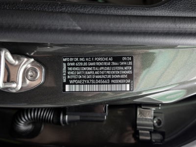 2025 Porsche Panamera 4 E-Hybrid