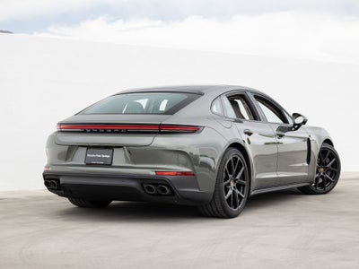 2025 Porsche Panamera 4 E-Hybrid