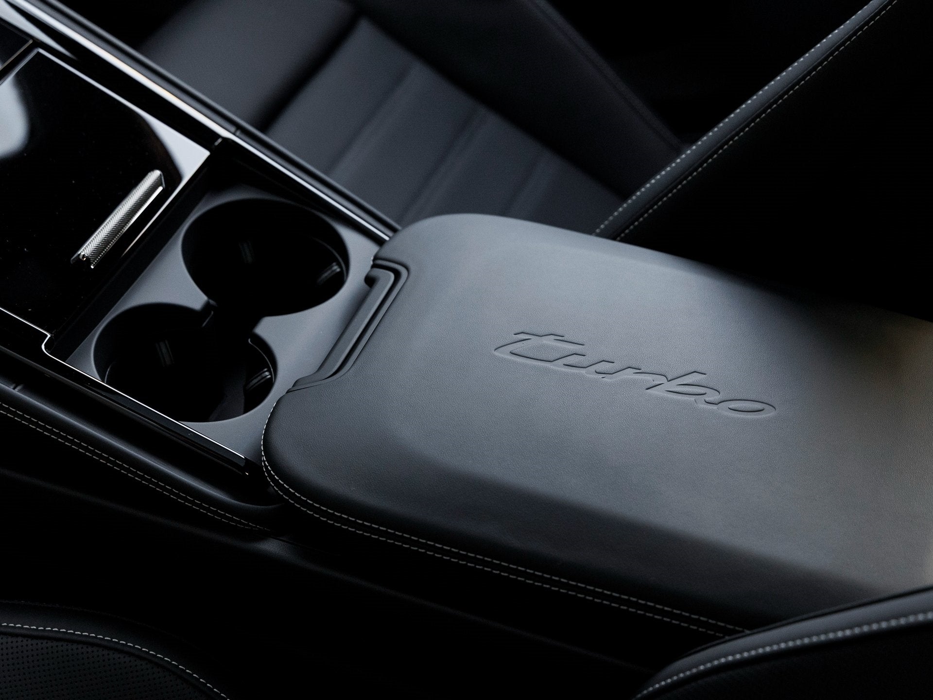 2026 Porsche Panamera Panamera Turbo E-Hybrid