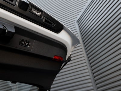 2026 Porsche Panamera Panamera Turbo E-Hybrid