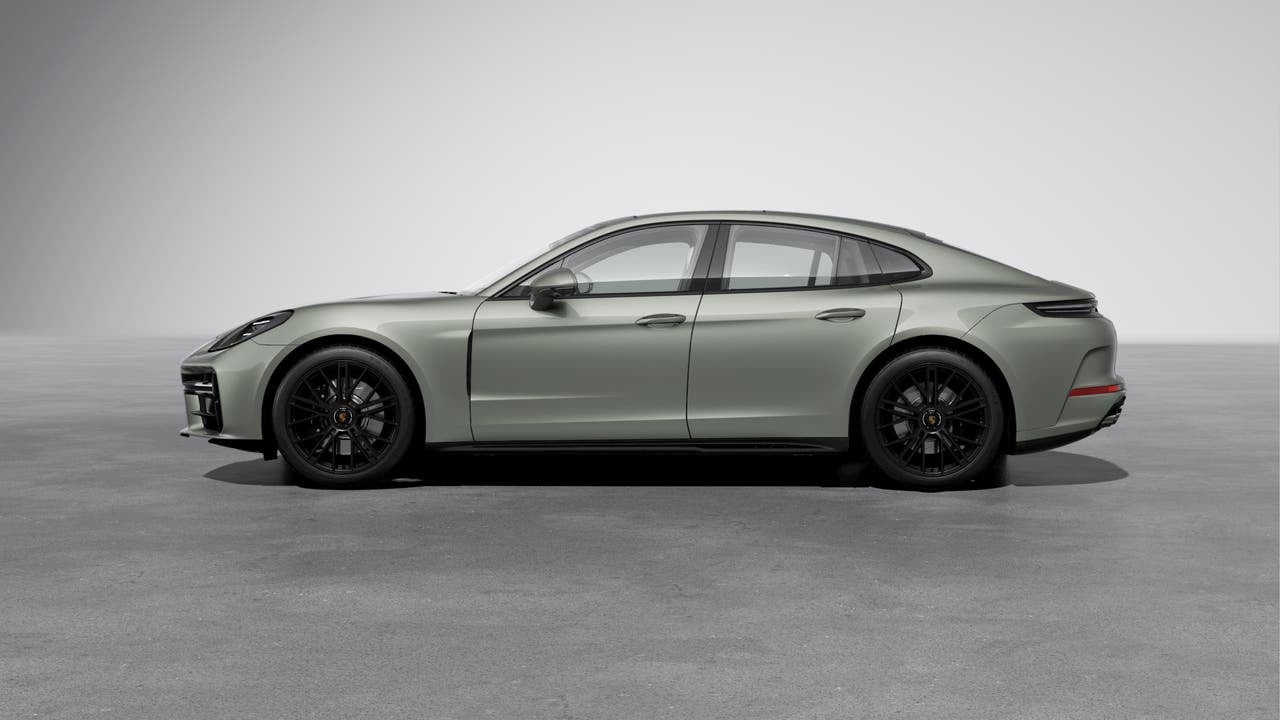 2026 Porsche Panamera Panamera GTS