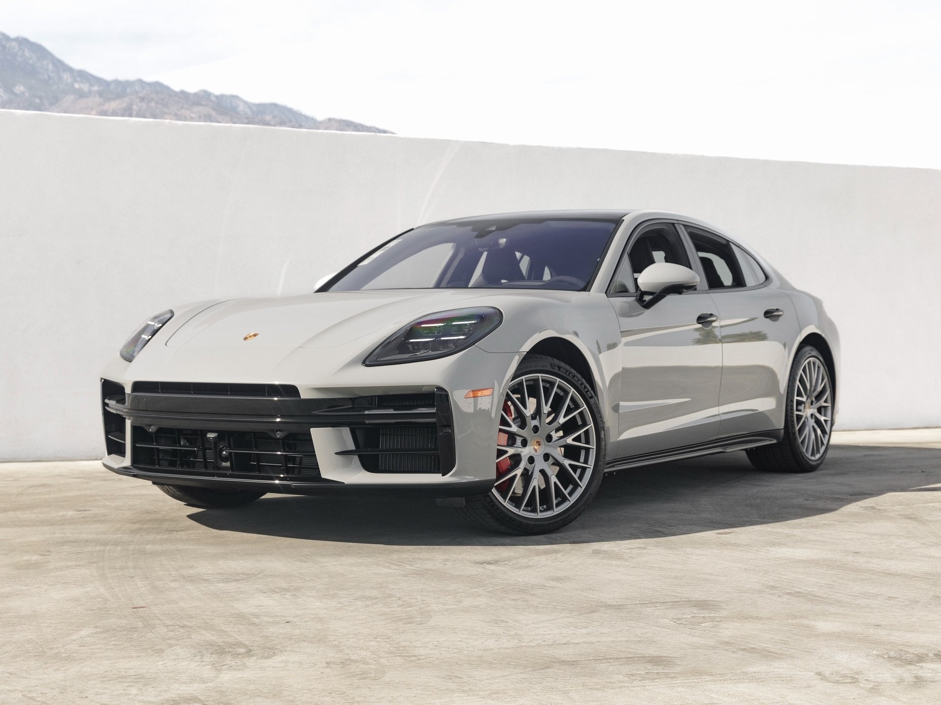 2026 Porsche Panamera Panamera GTS