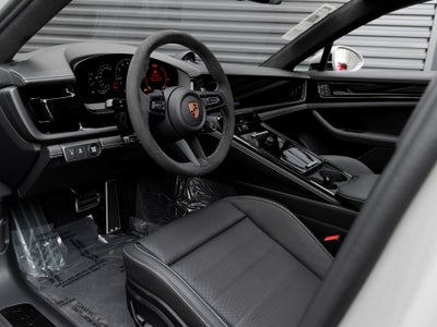 2026 Porsche Panamera Panamera GTS