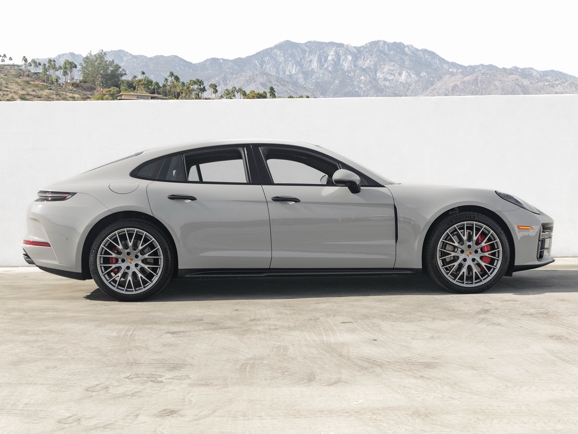 2026 Porsche Panamera Panamera GTS