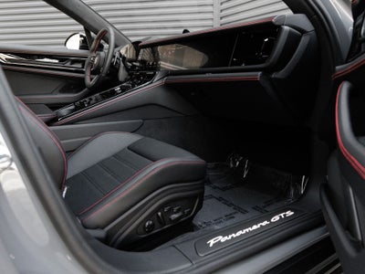 2026 Porsche Panamera Panamera GTS