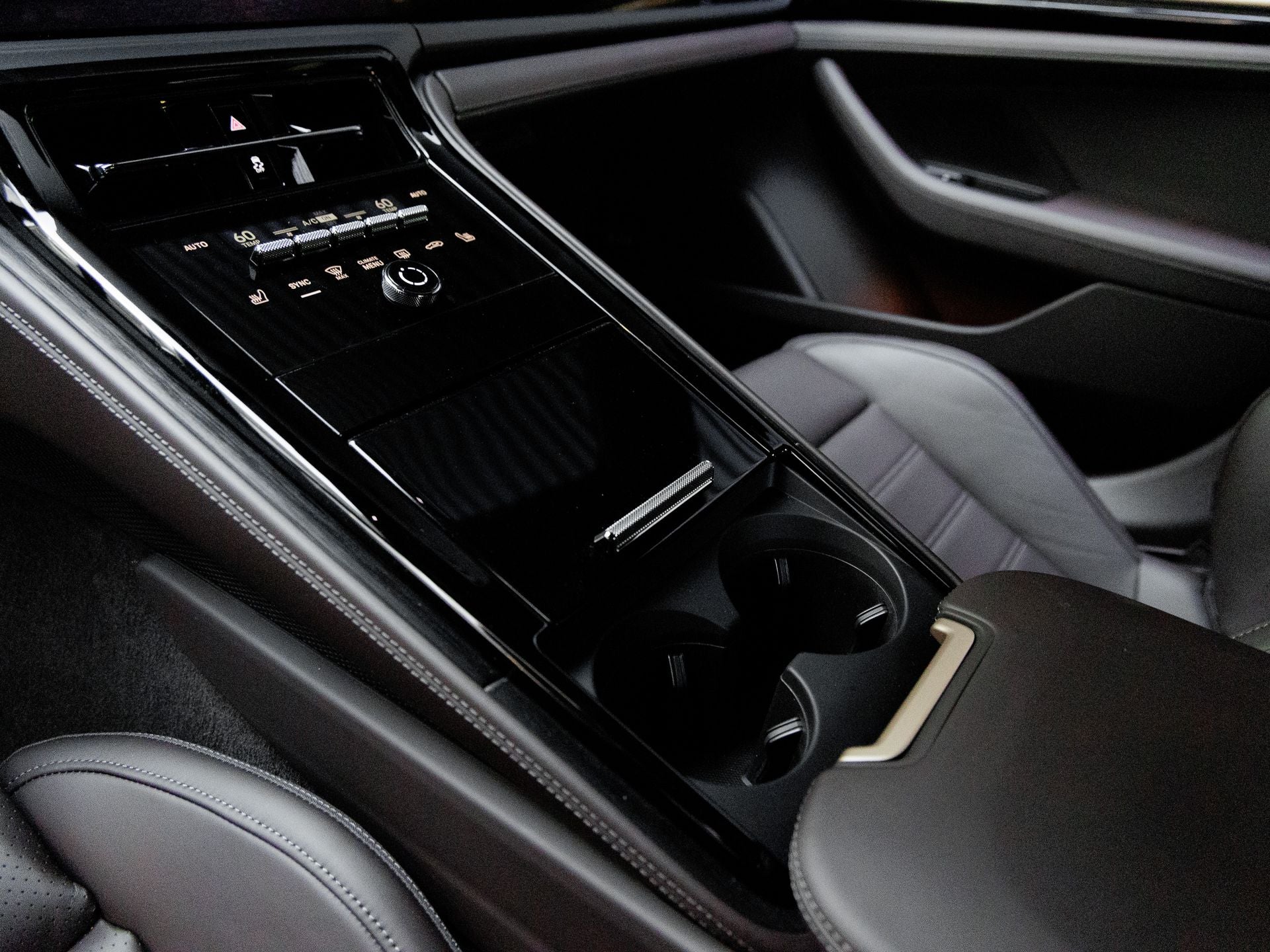2026 Porsche Panamera Panamera GTS