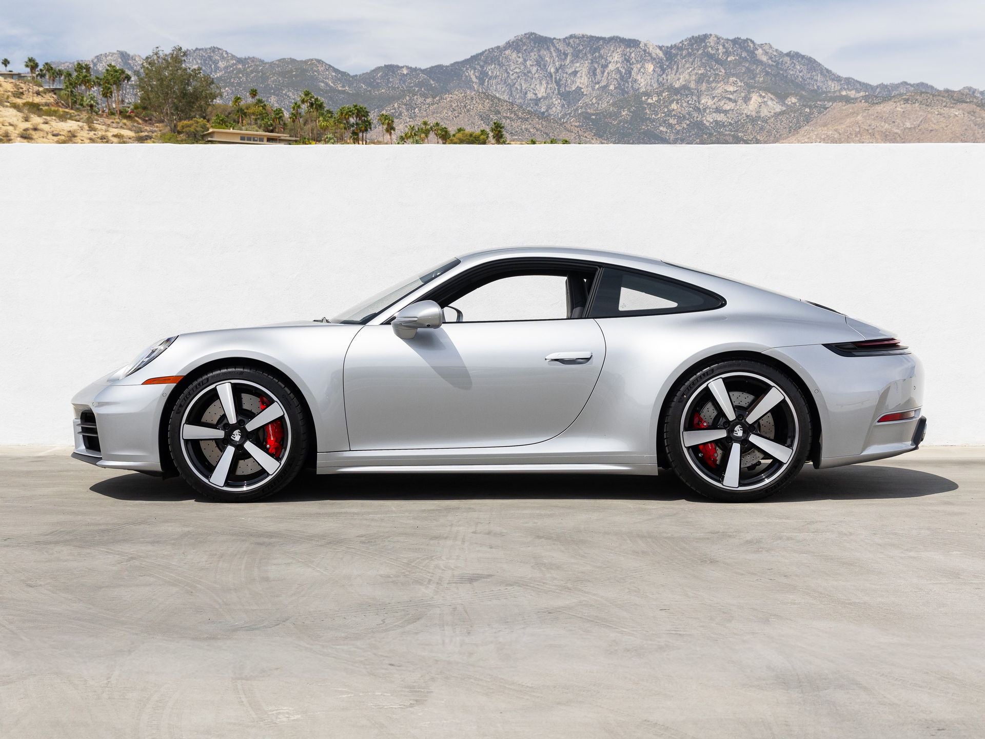 2025 Porsche 911 Carrera S