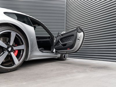 2025 Porsche 911 Carrera S