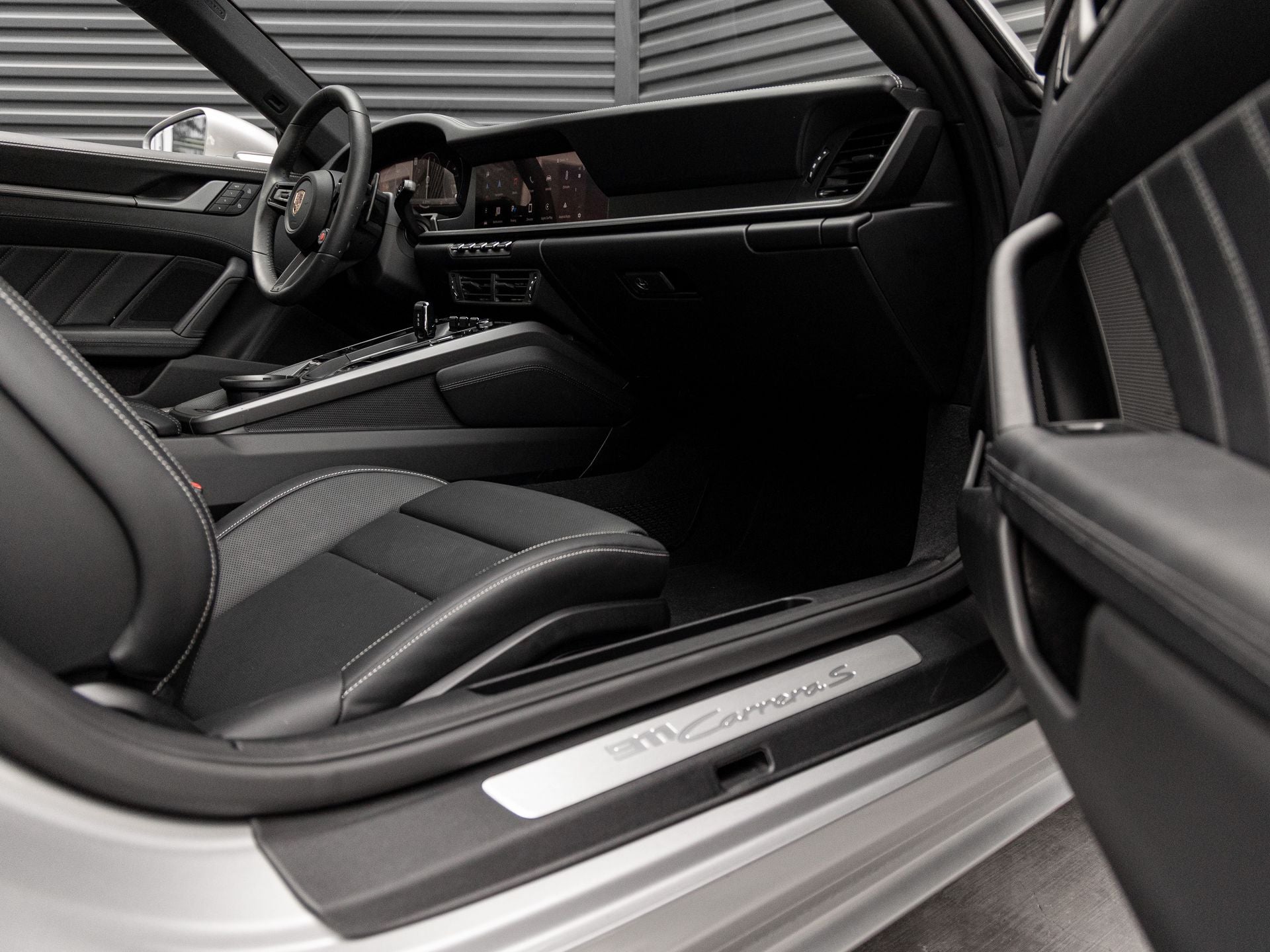2025 Porsche 911 Carrera S