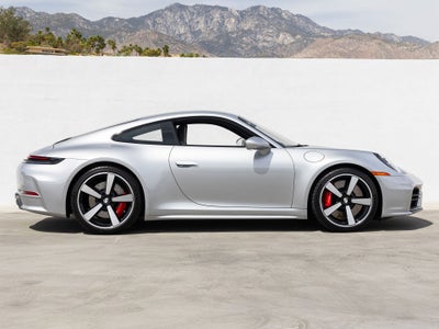 2025 Porsche 911 Carrera S