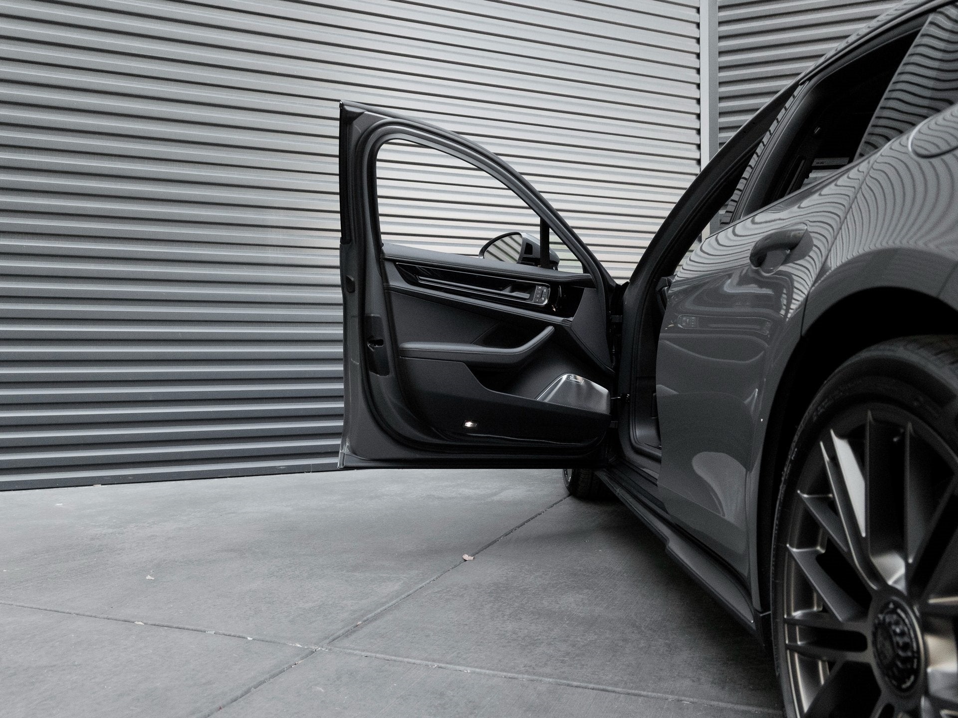 2026 Porsche Panamera Panamera Turbo S E-Hybrid