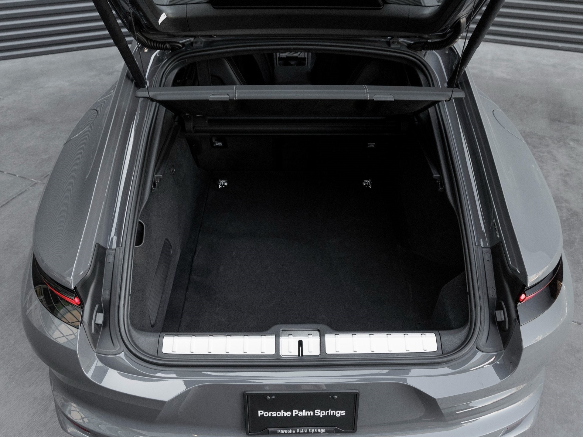 2026 Porsche Panamera Panamera Turbo S E-Hybrid