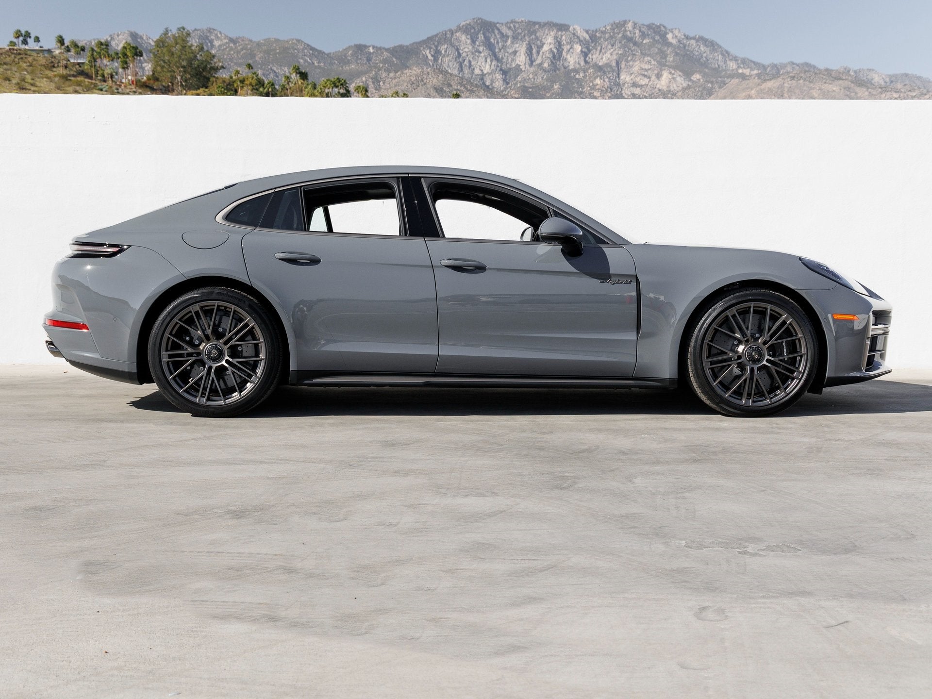 2026 Porsche Panamera Panamera Turbo S E-Hybrid