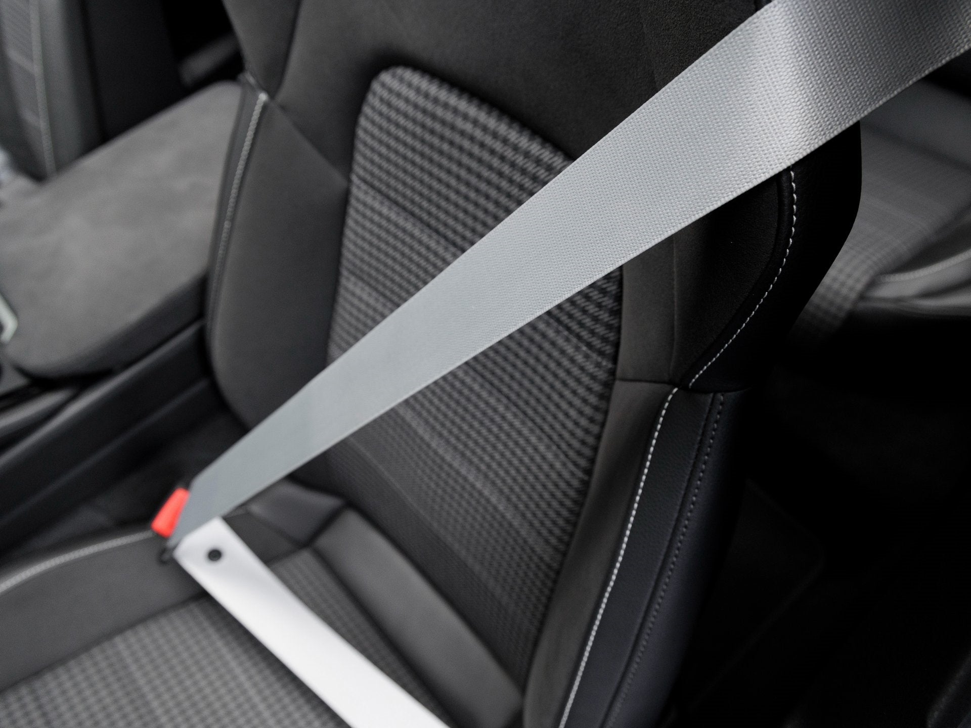 2025 Porsche Panamera E-Hybrid Turbo S