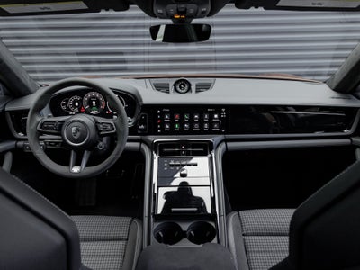 2025 Porsche Panamera E-Hybrid Turbo S