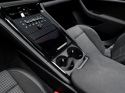 2025 Porsche Panamera E-Hybrid Turbo S