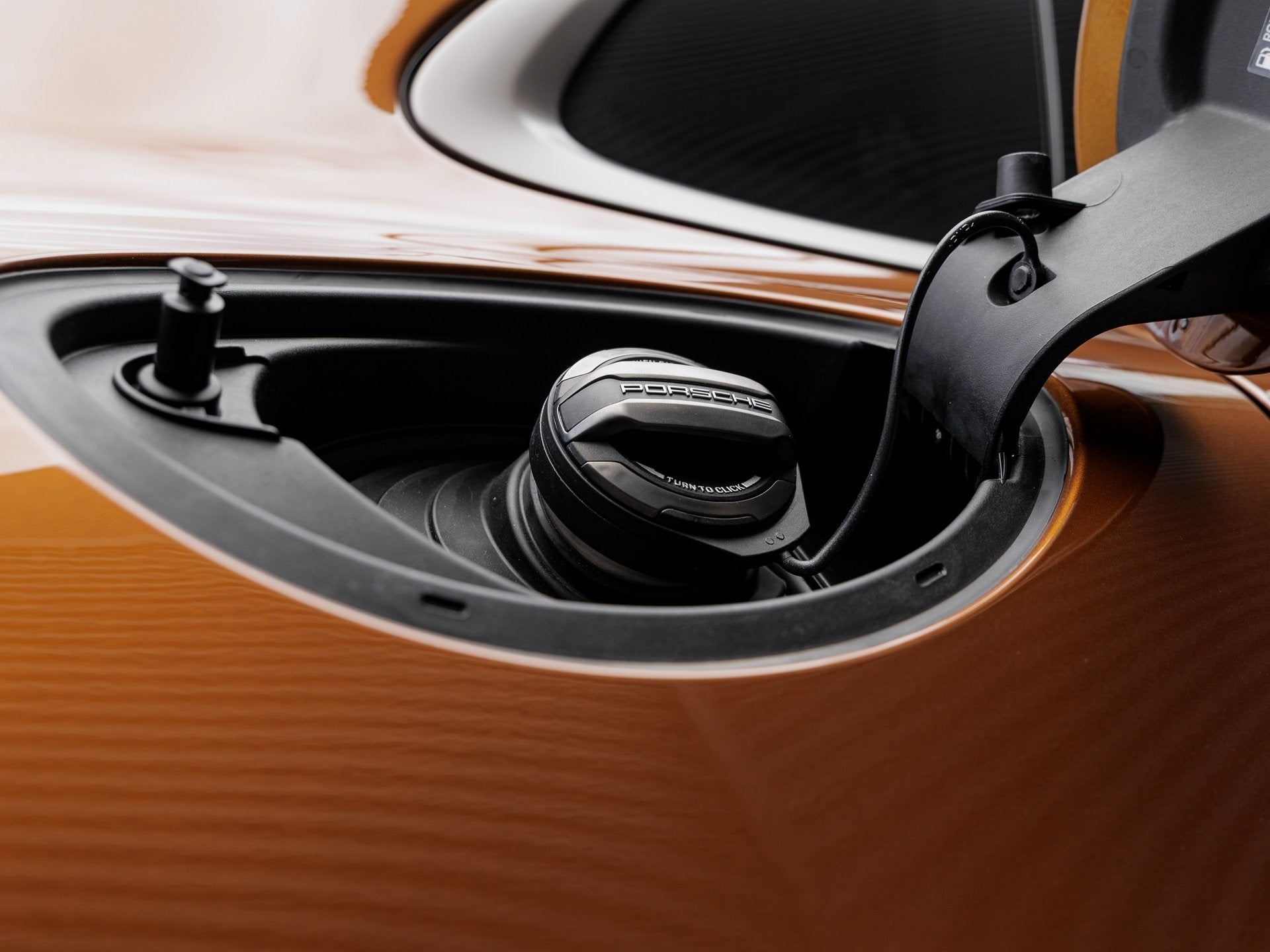 2025 Porsche Panamera E-Hybrid Turbo S