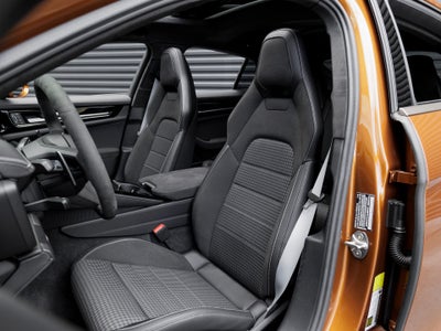 2025 Porsche Panamera E-Hybrid Turbo S