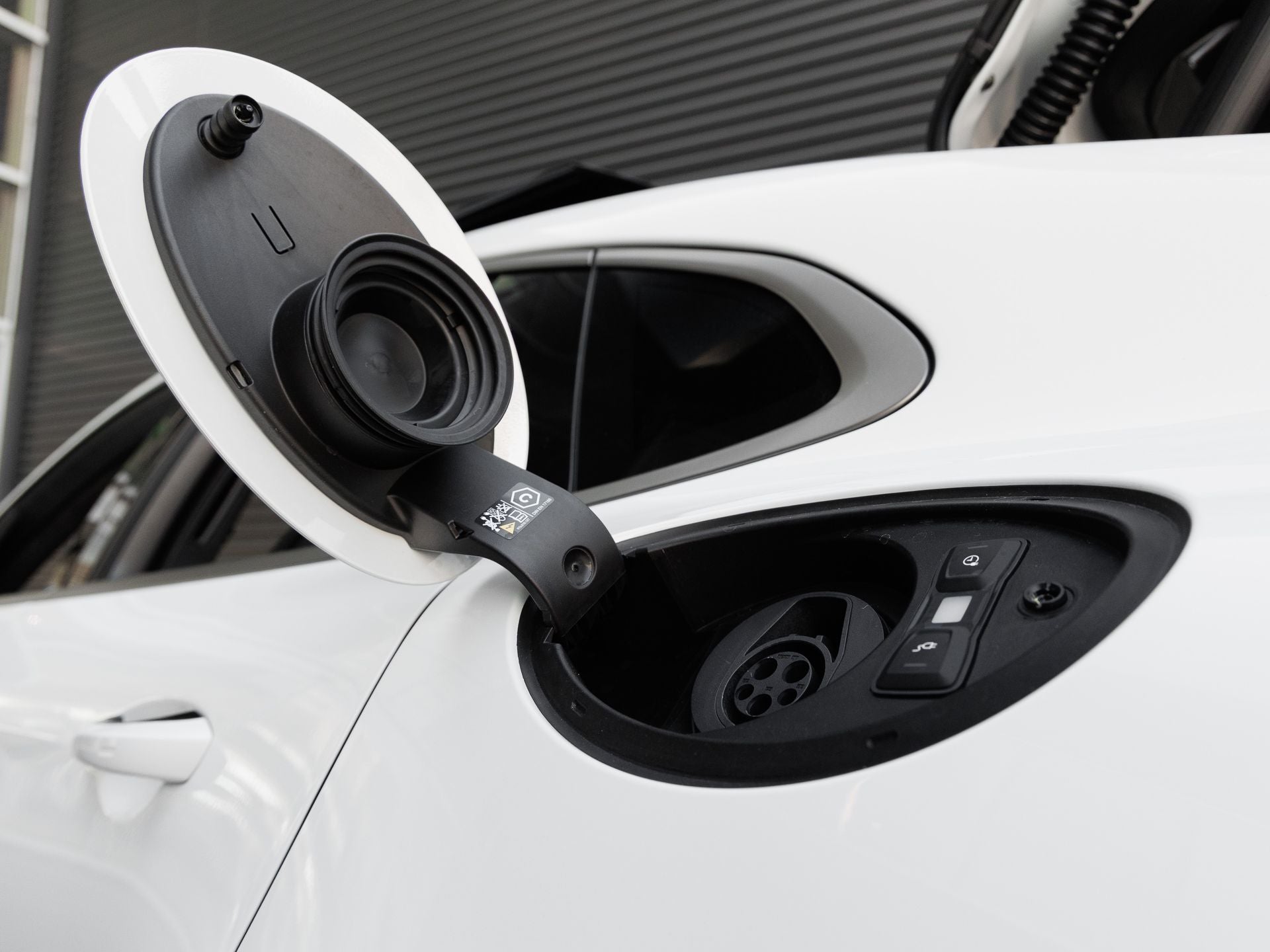 2026 Porsche Panamera Turbo S E-Hybrid