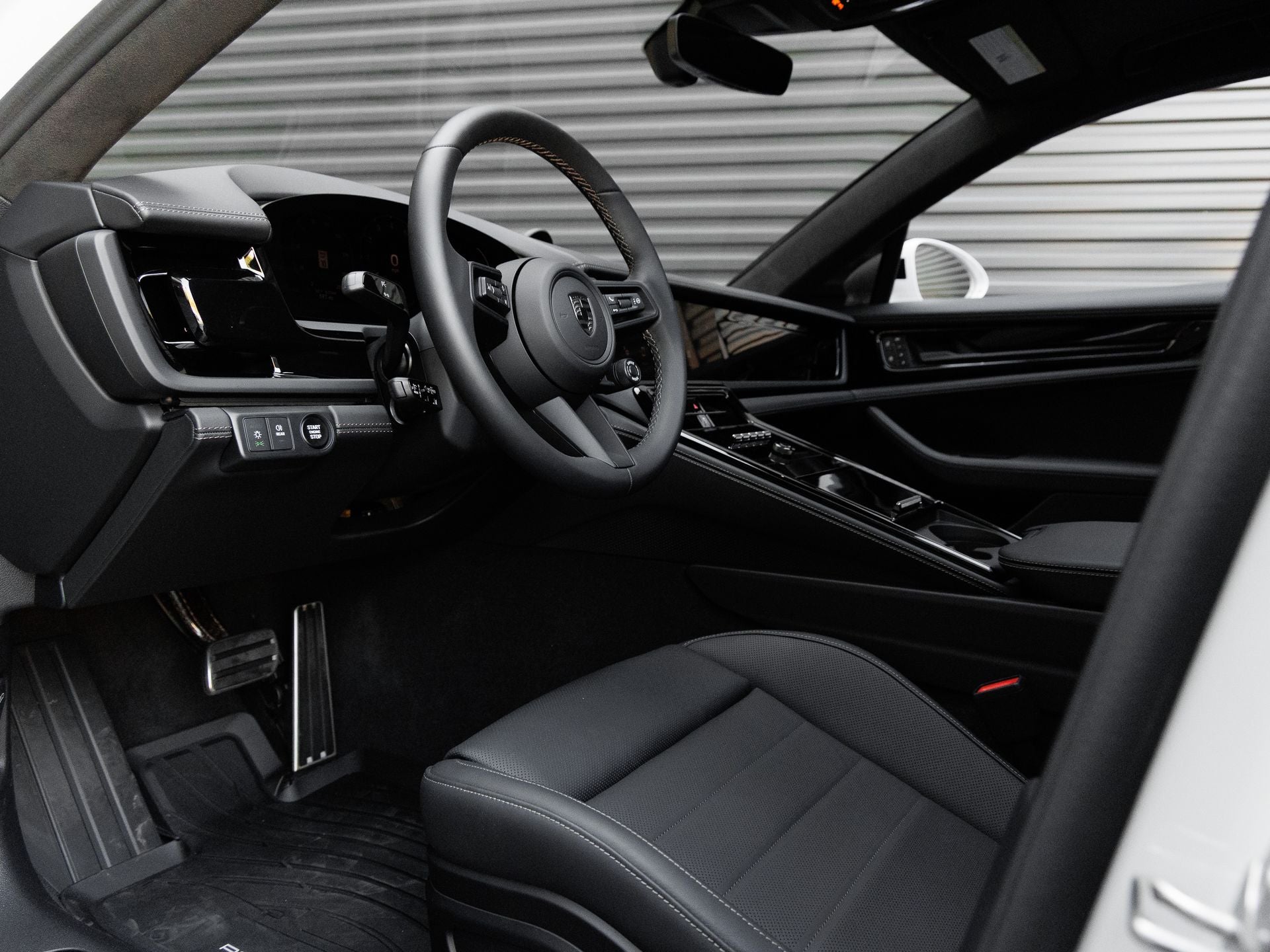 2026 Porsche Panamera Turbo S E-Hybrid