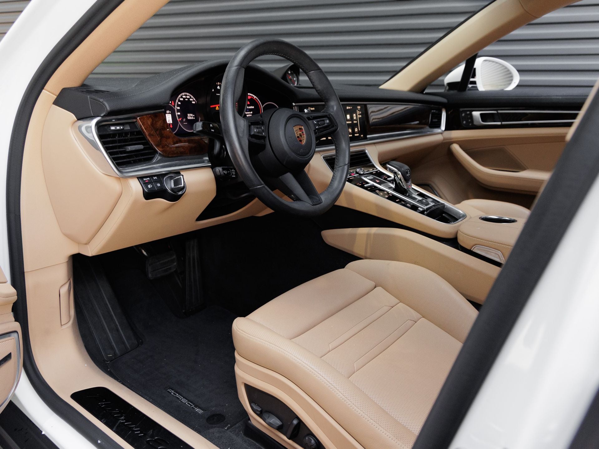 2023 Porsche Panamera Panamera Platinum Edition