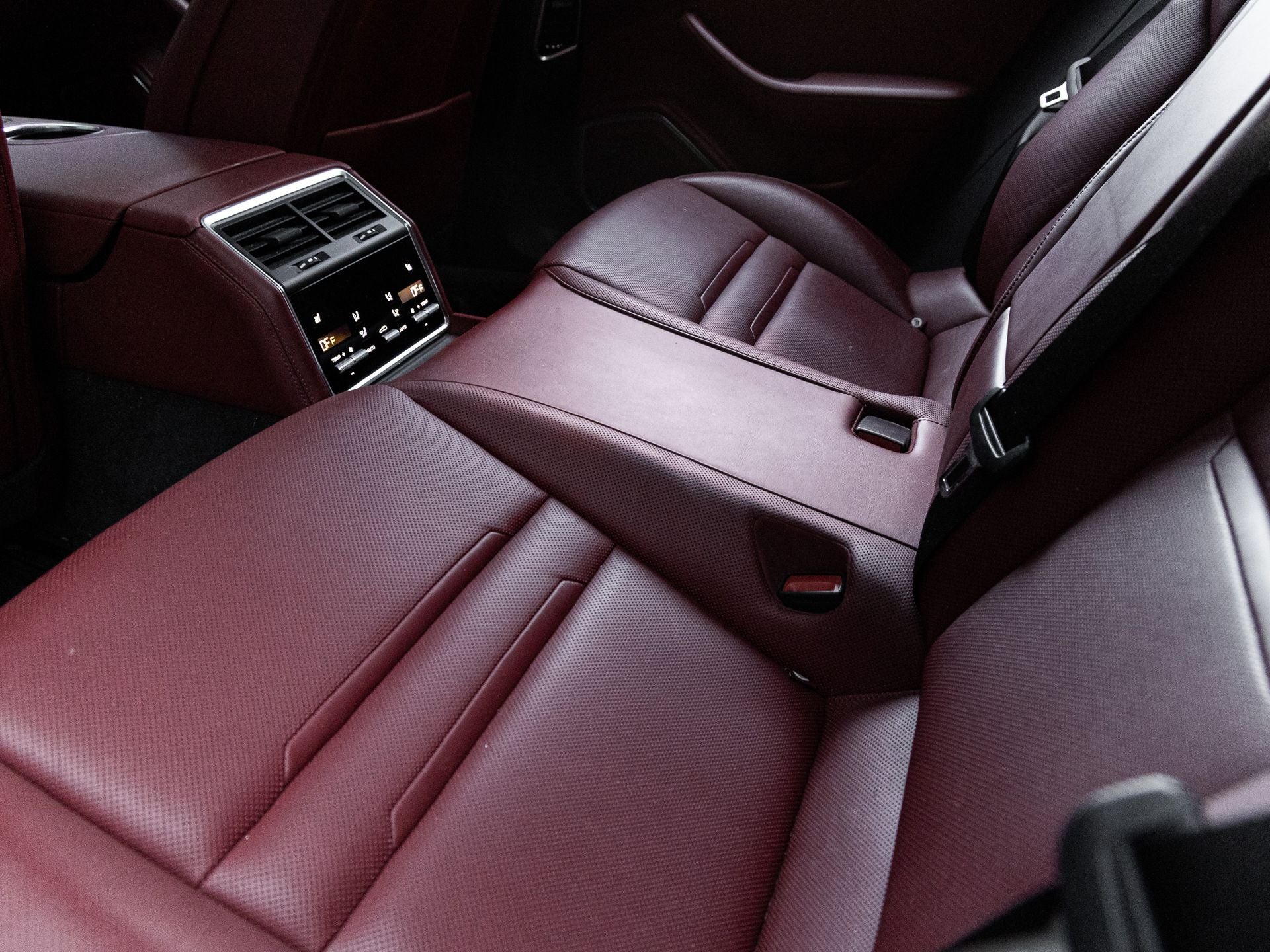 2023 Porsche Panamera Panamera Platinum Edition