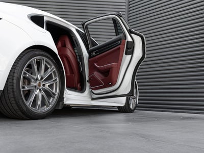 2023 Porsche Panamera Panamera Platinum Edition