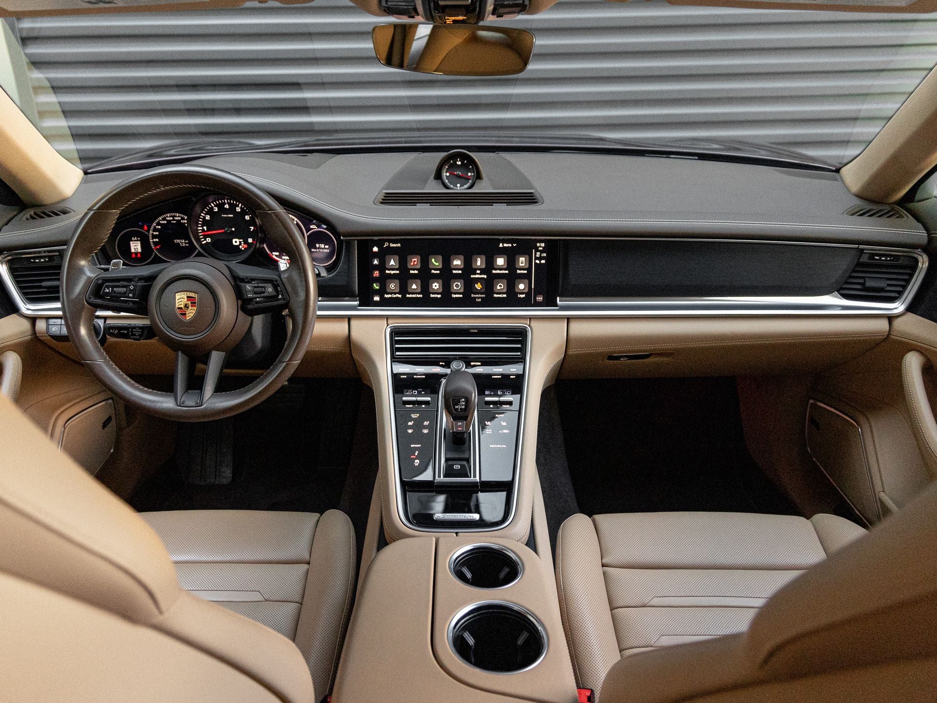 2023 Porsche Panamera Platinum Edition