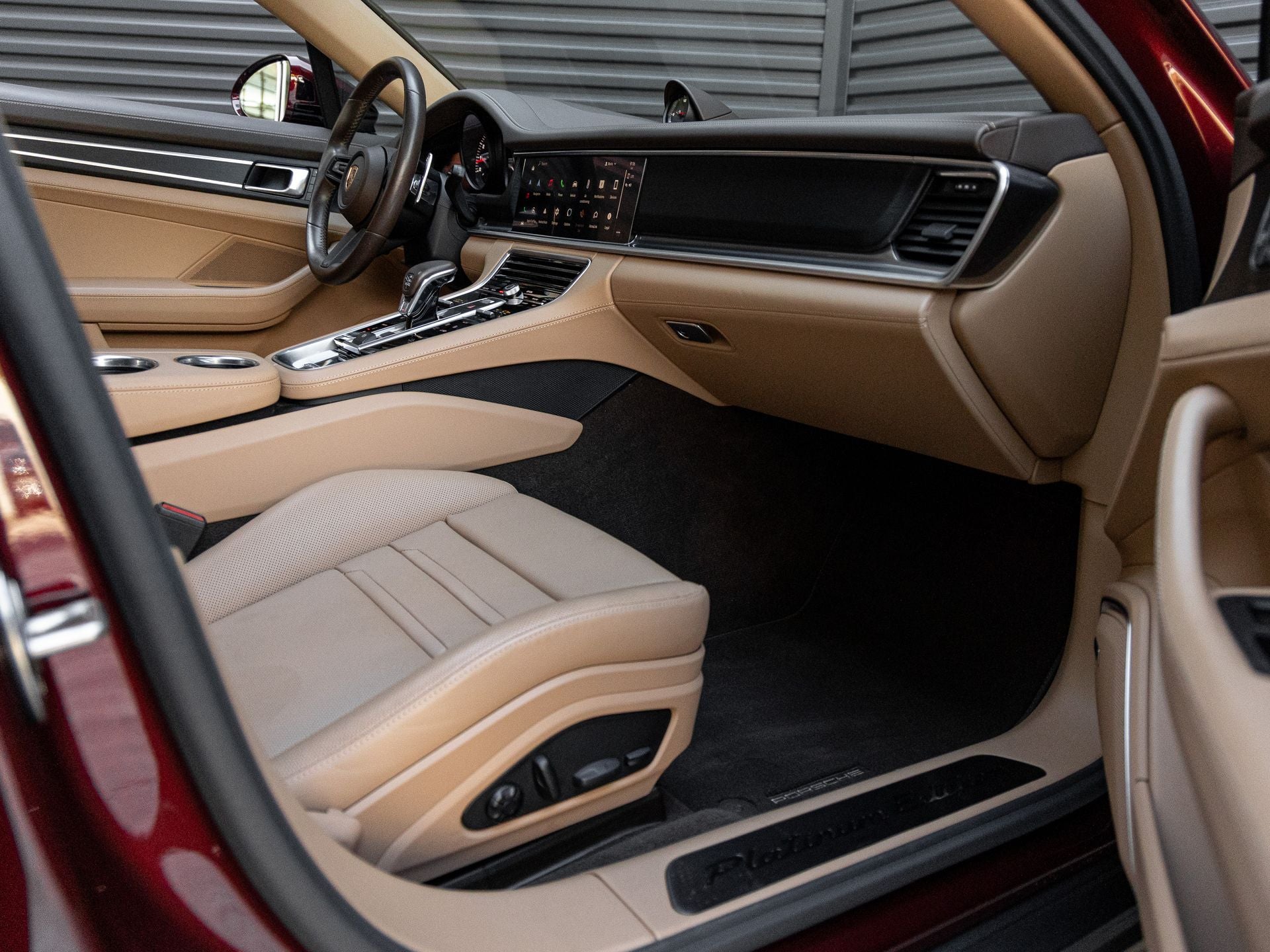 2023 Porsche Panamera Platinum Edition