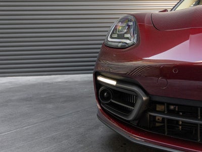 2023 Porsche Panamera Platinum Edition