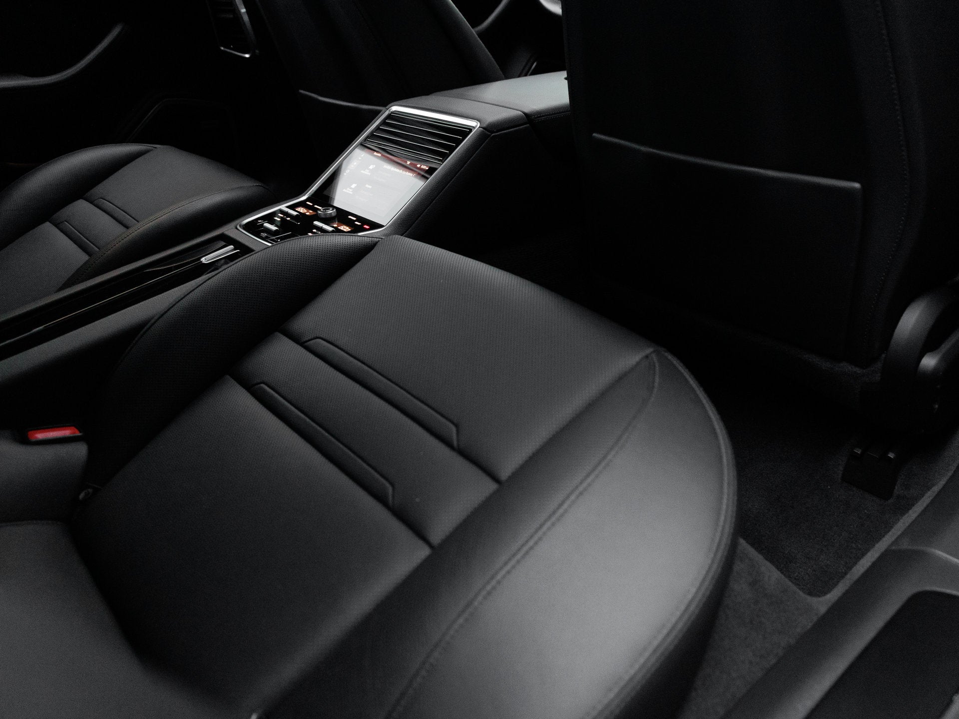 2023 Porsche Panamera Panamera Platinum Edition
