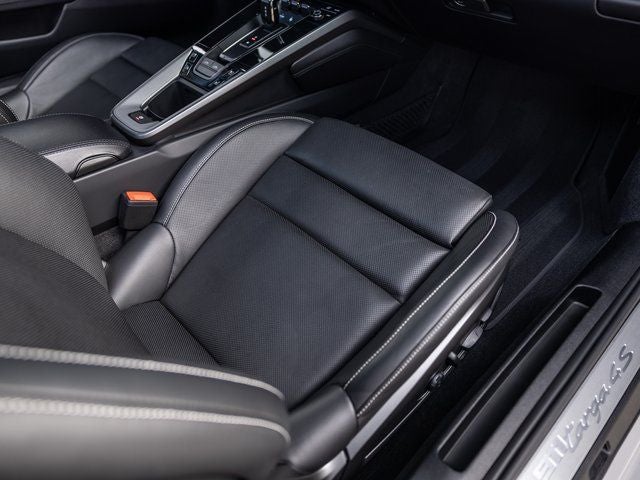 2022 Porsche 911 Targa 4S