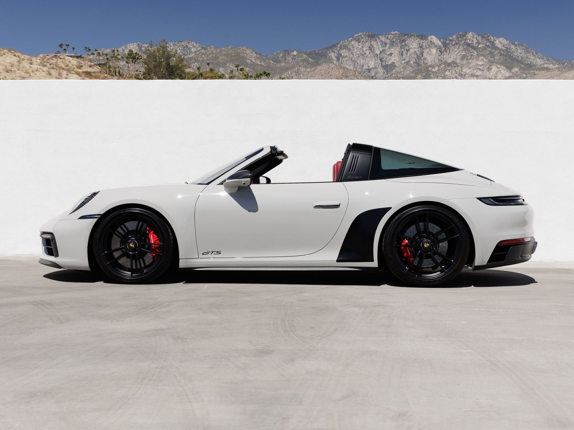 2024 Porsche 911 911 Targa 4 GTS (MY24)