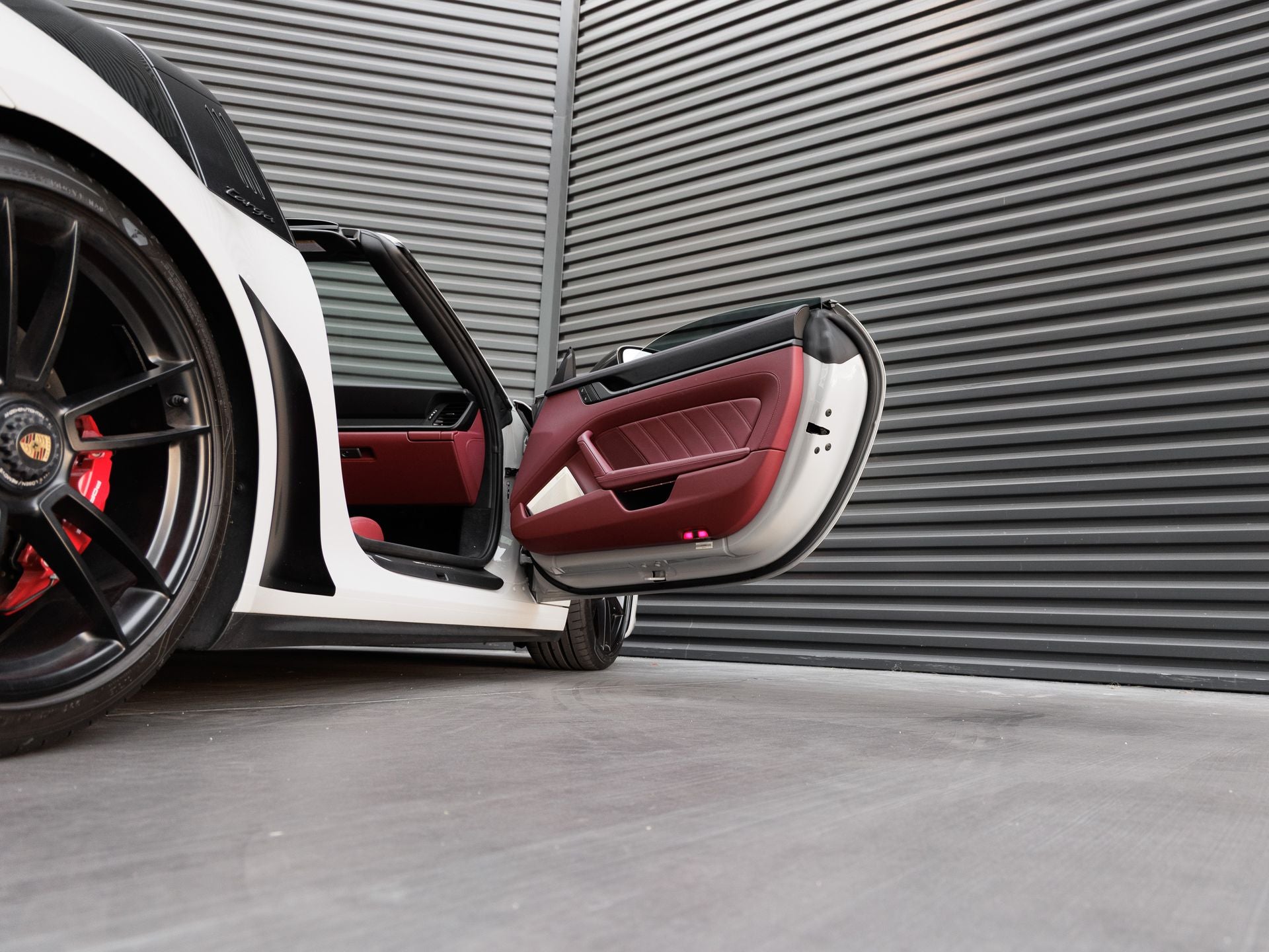 2024 Porsche 911 911 Targa 4 GTS (MY24)
