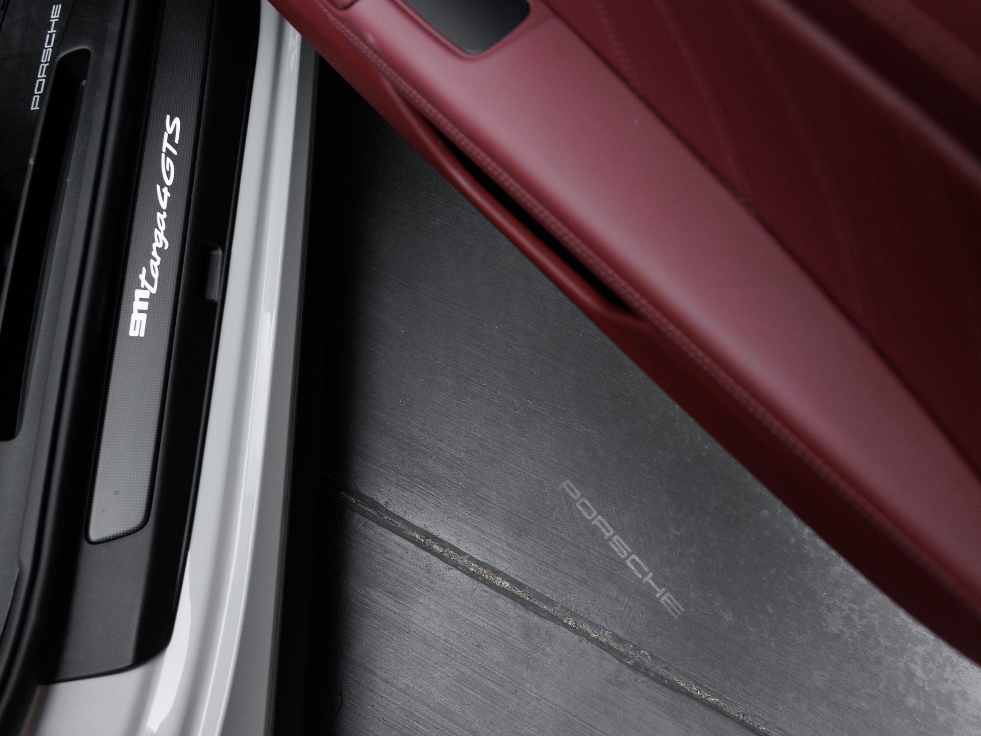 2024 Porsche 911 911 Targa 4 GTS (MY24)