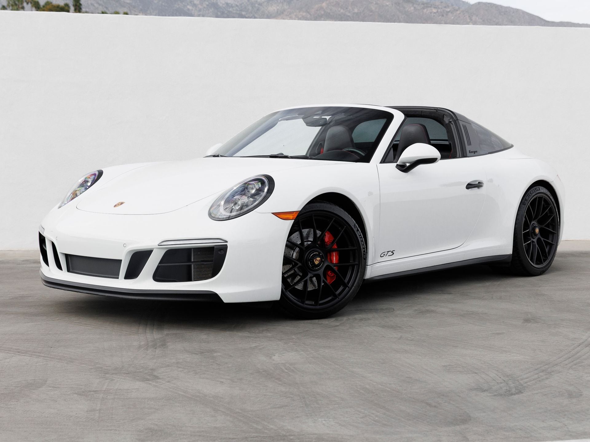 2019 Porsche 911 GTS