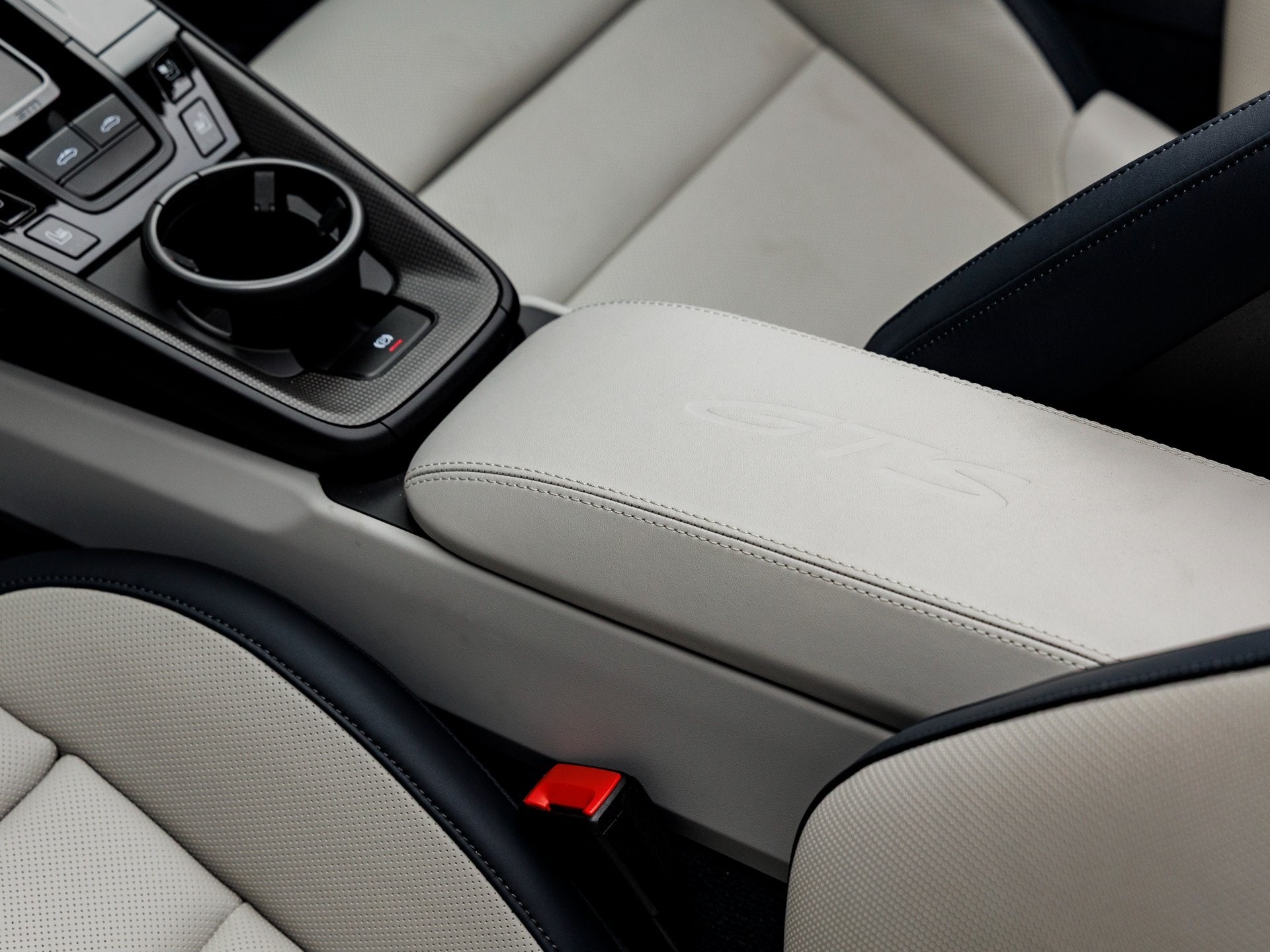 2026 Porsche 911 911 Targa 4 GTS