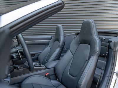 2026 Porsche 911 Carrera Cabriolet