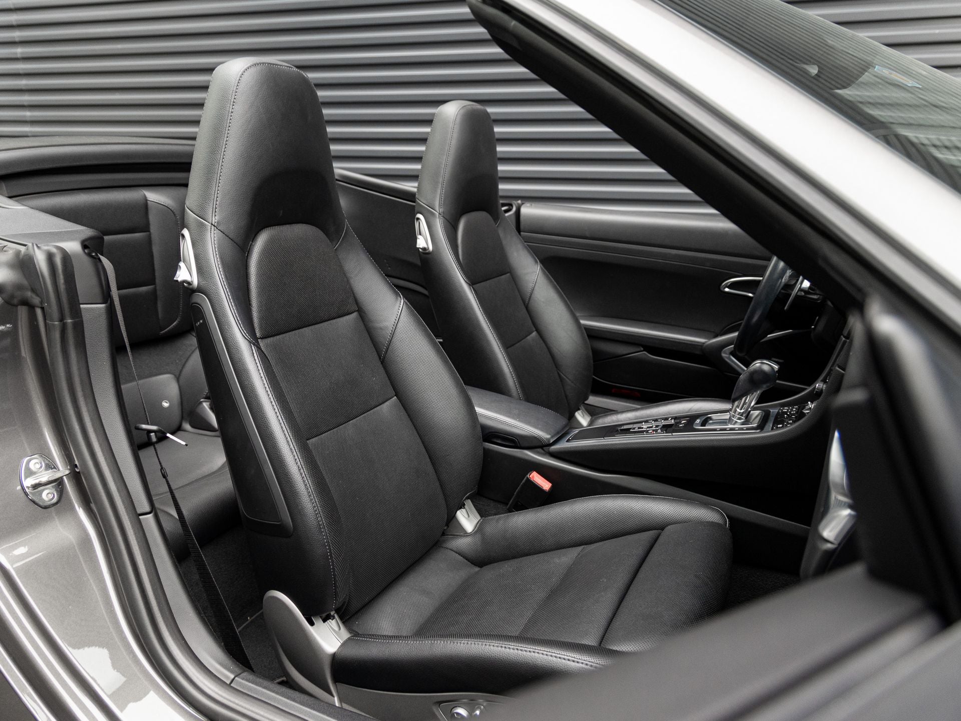 2018 Porsche 911 Carrera Cabriolet