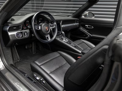 2018 Porsche 911 Carrera Cabriolet