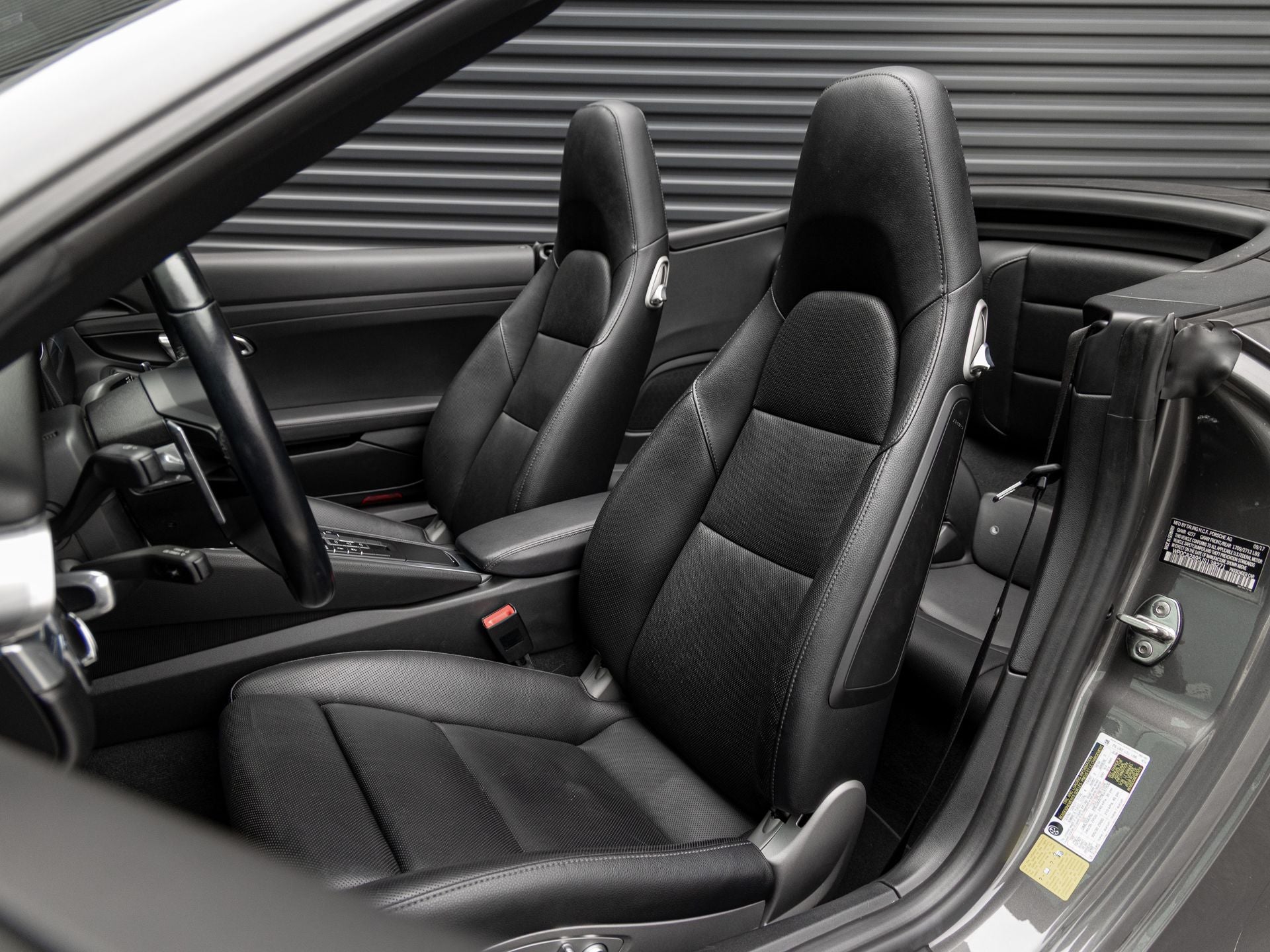 2018 Porsche 911 Carrera Cabriolet