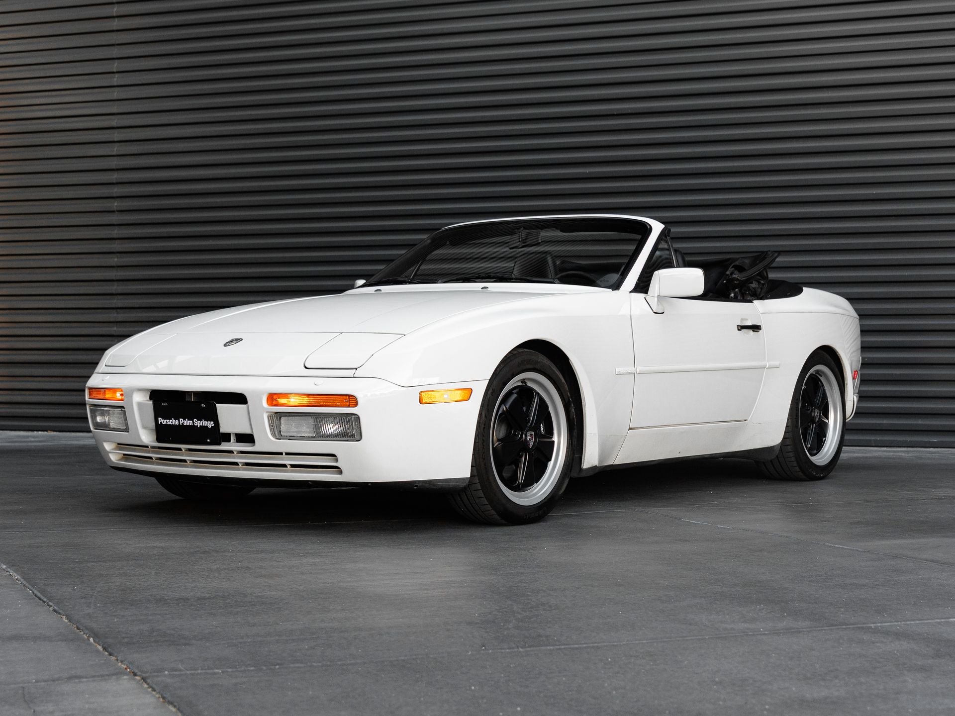 1990 Porsche 944 S2