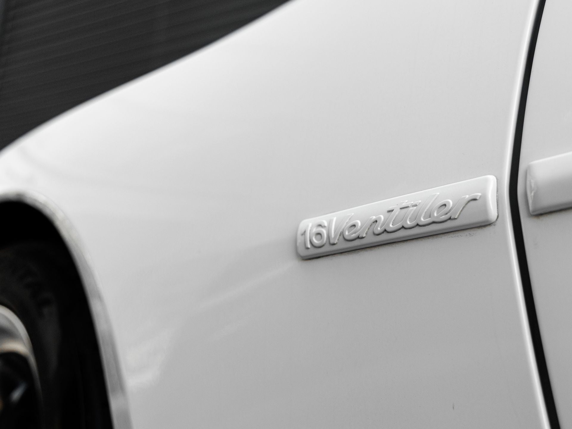 1990 Porsche 944 S2