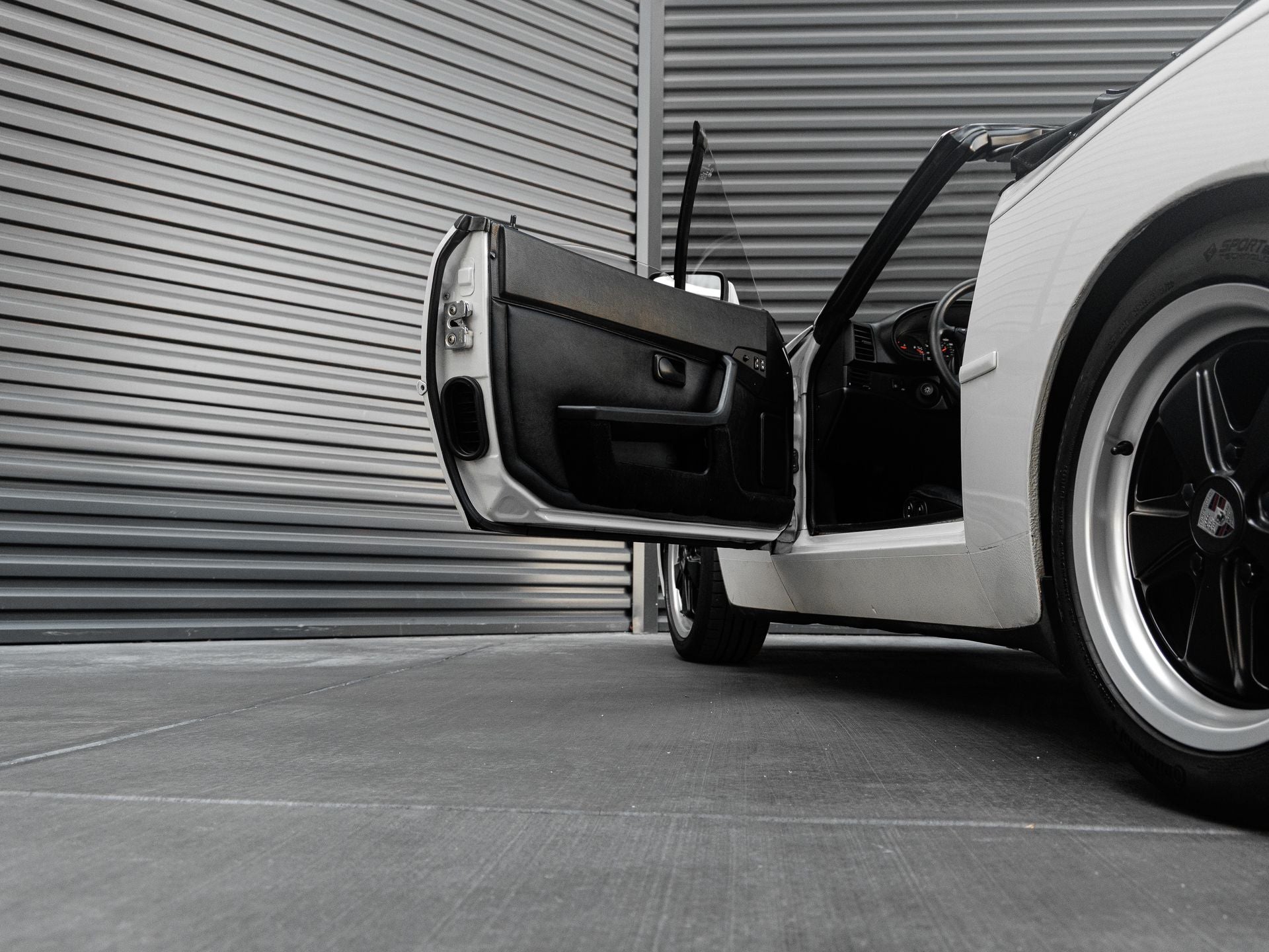 1990 Porsche 944 S2