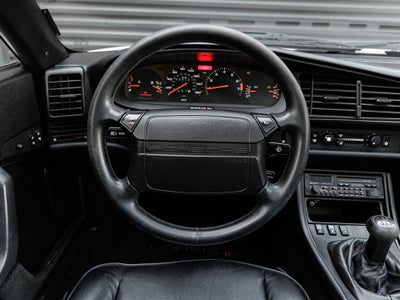 1990 Porsche 944 S2