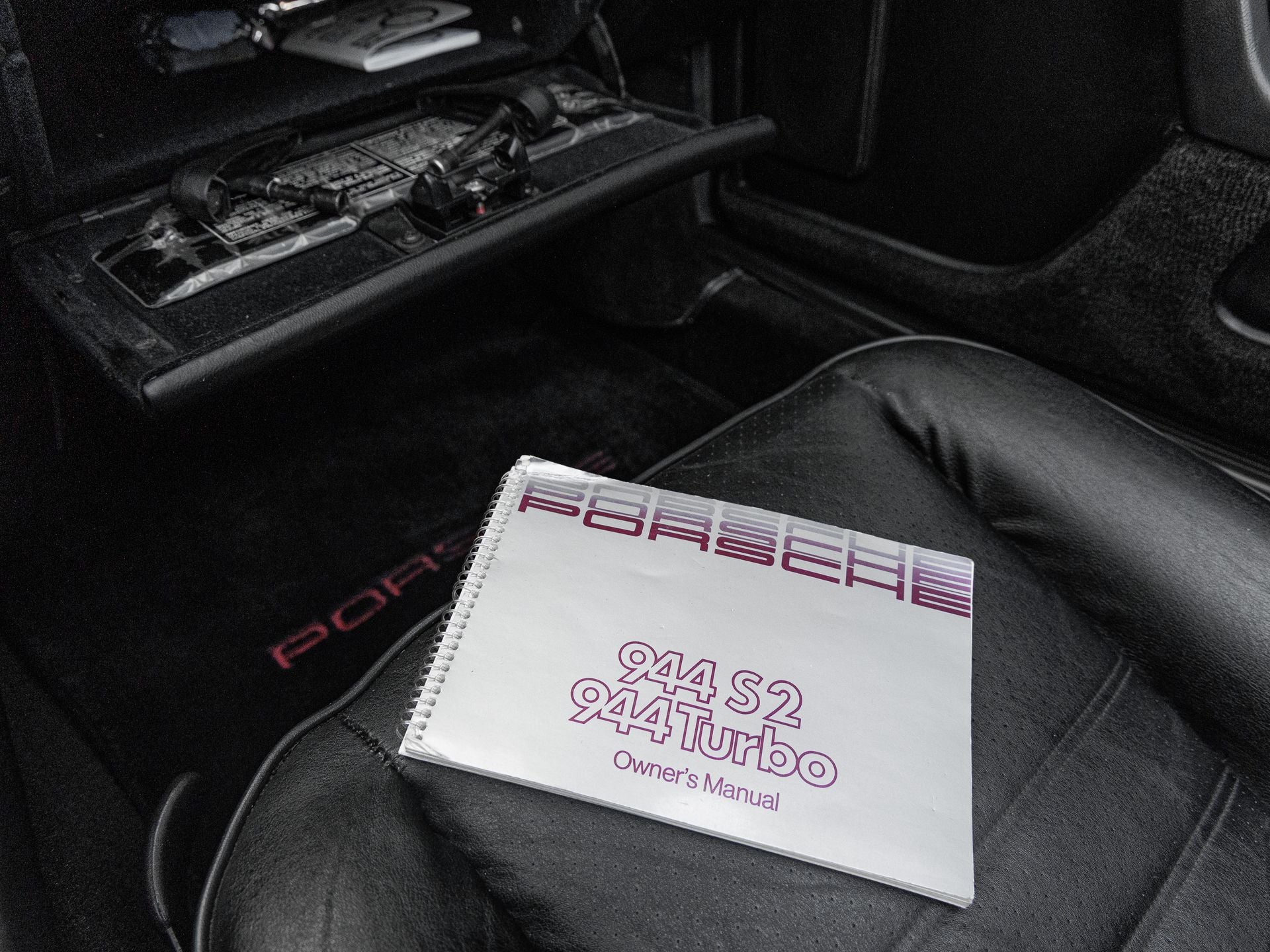 1990 Porsche 944 S2