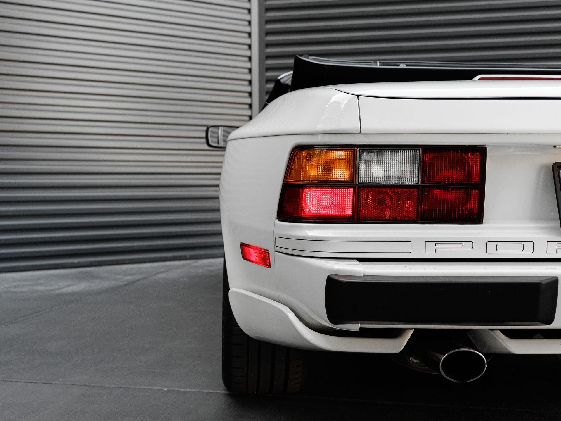 1990 Porsche 944 S2