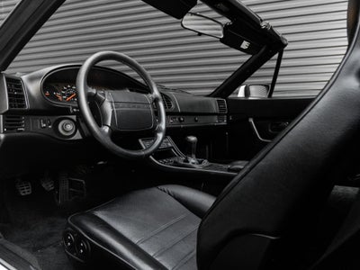1990 Porsche 944 S2