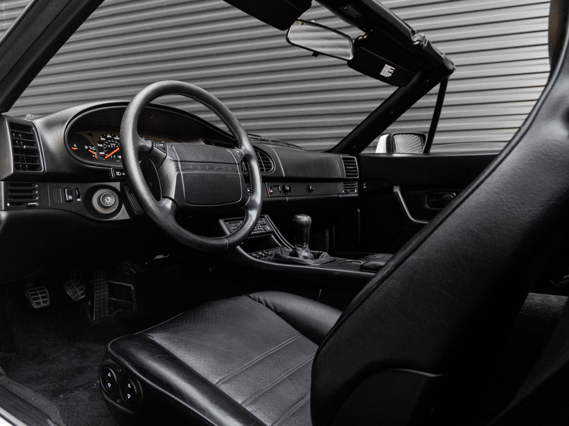 1990 Porsche 944 S2